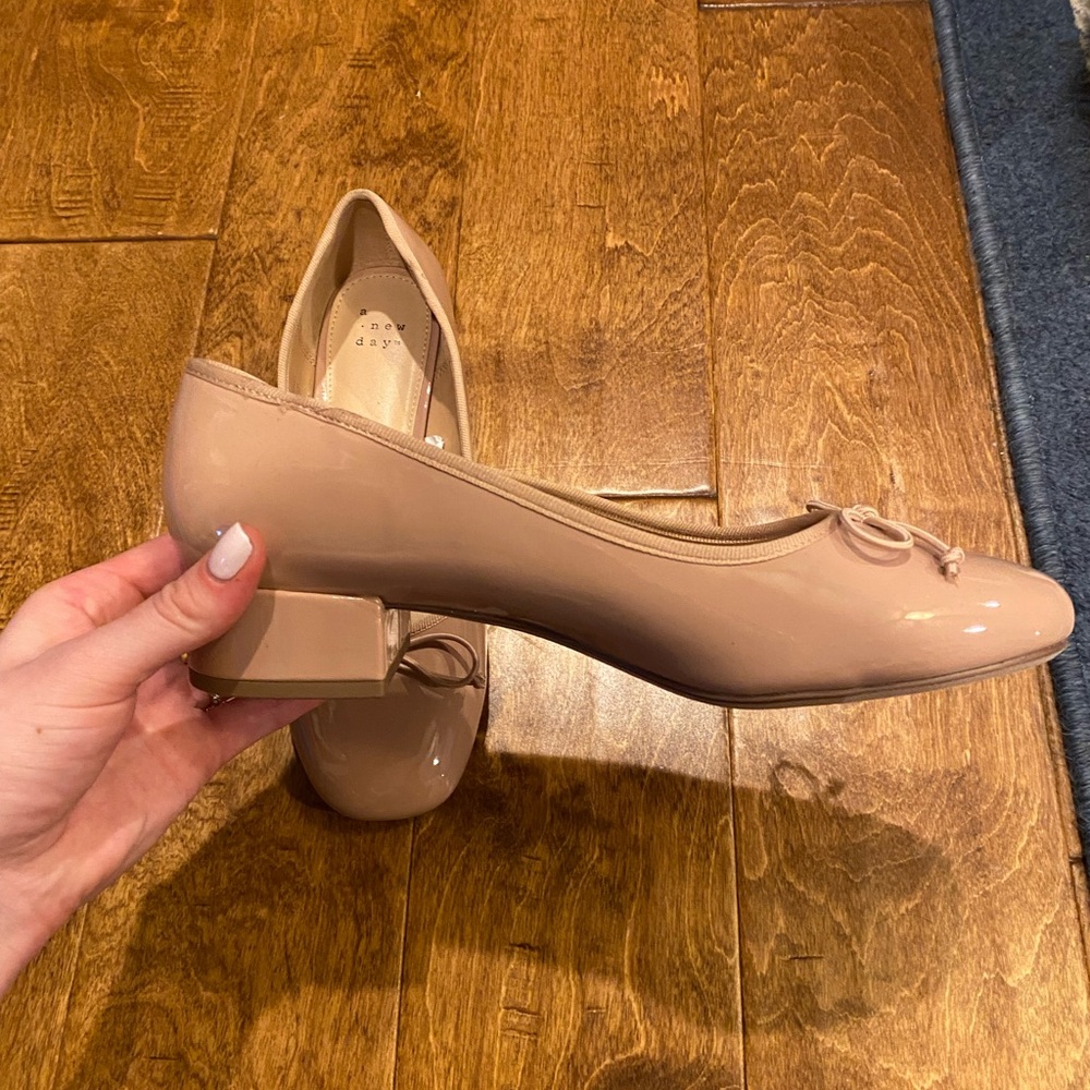 Tan Block Heels - Picture 7 of 7